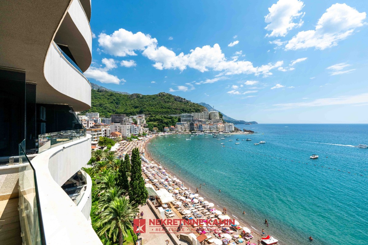 Ekskluzivan jednosoban stan na prvoj liniji do mora, Budva, Rafailovići